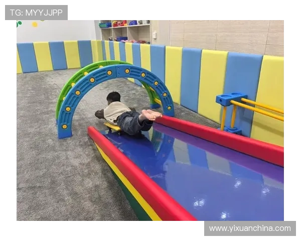 滑板战术解析:广州滑板队的区域防守策略与技巧探讨 滑板战术解析:广州滑板队的区域防守策略与技巧探讨