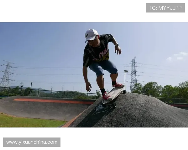 滑板精英赛特别报道:杭州飞盘队勇攀高峰的奋斗历程与精彩瞬间 滑板精英赛特别报道:杭州飞盘队勇攀高峰的奋斗历程与精彩瞬间