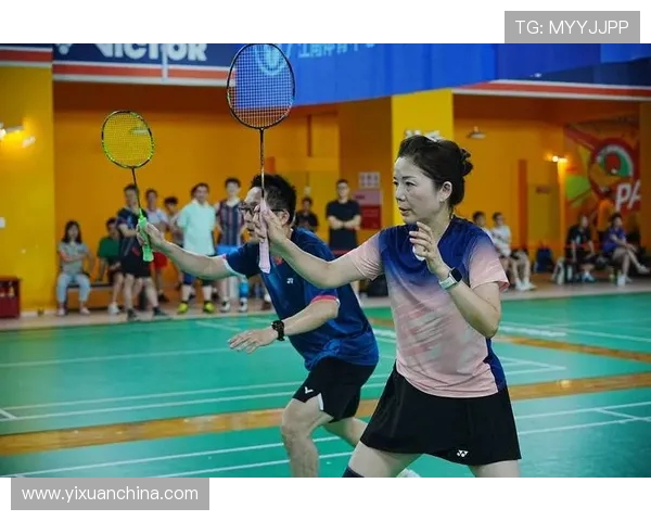 羽毛球的魅力：深入解析重庆羽毛球队的训练与技术秘诀