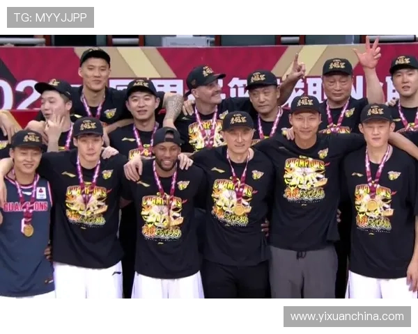 2018年CBA赛季广东队对阵青岛队精彩回顾与赛后分析