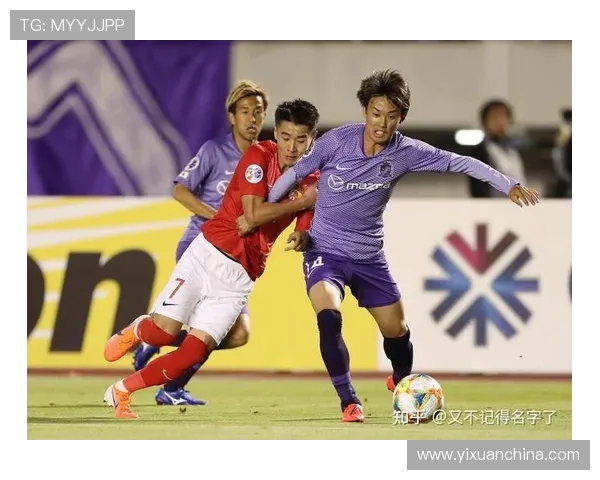 水户蜀葵迎战甲府球队全力争胜展现实力与斗志